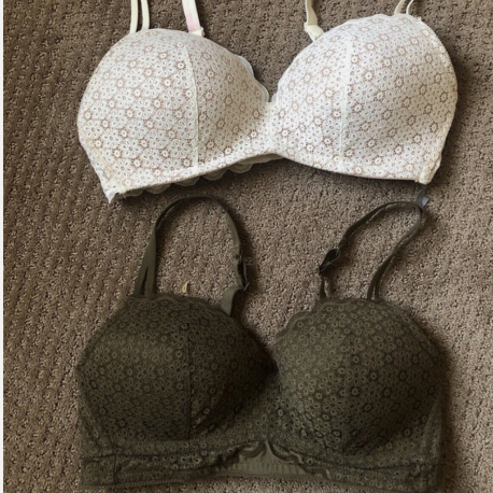 Set 2 Aerie Olive/White Daisy Lace Padded Wireless Bras 36D
